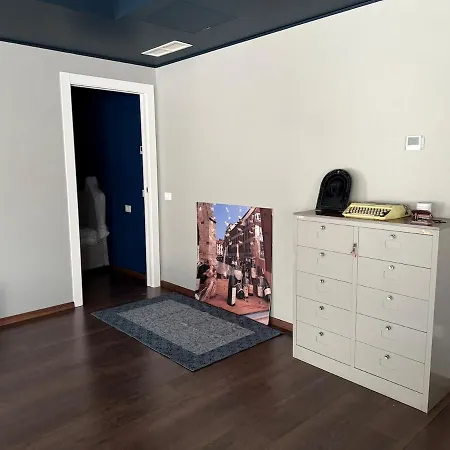 Appartement Elegant Office With A View Valmadrera